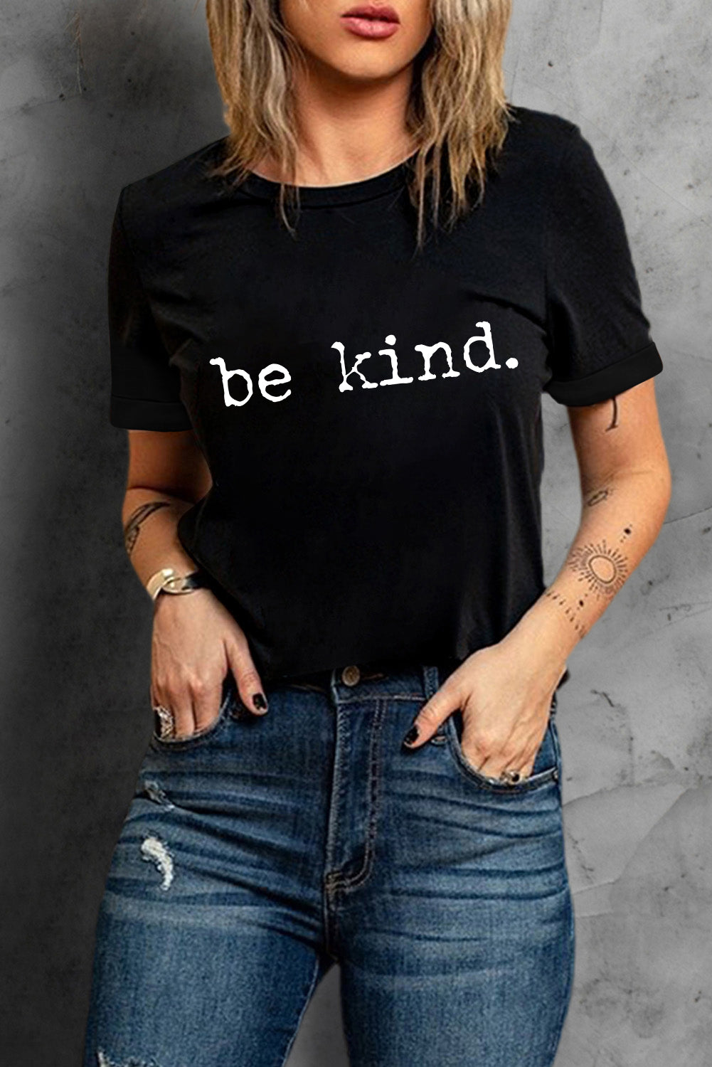 Black Casual be kind Letter Graphic Round Neck T Shirt