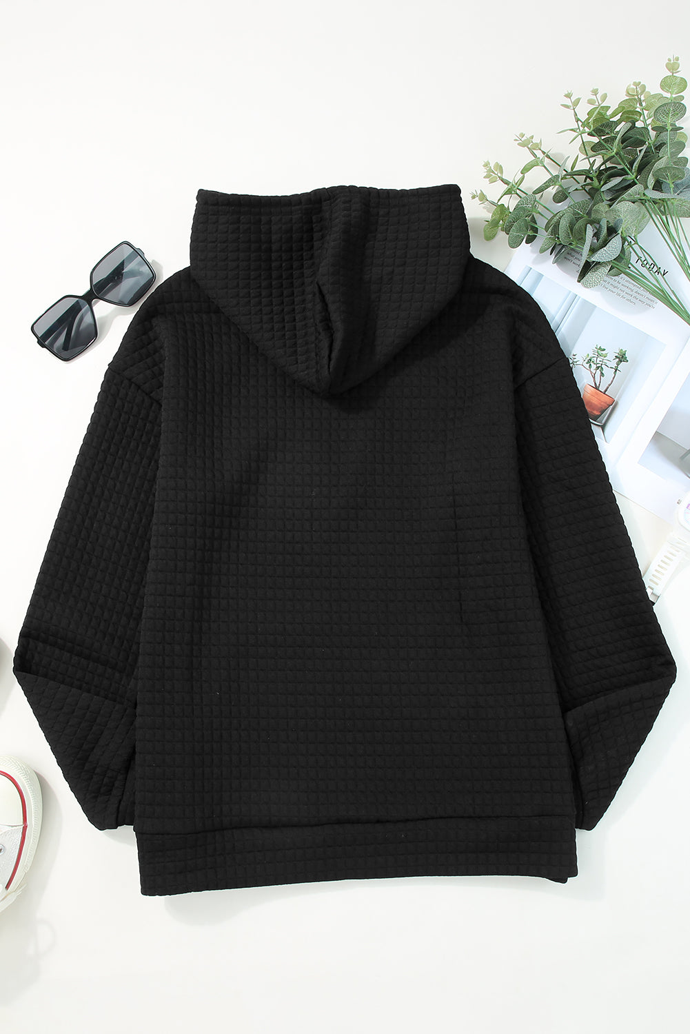 Black Lattice Textured Kangaroo Pocket Drawstring Hoodie